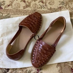 Nisolo Brandy Huarache - Size 8 (Like New)